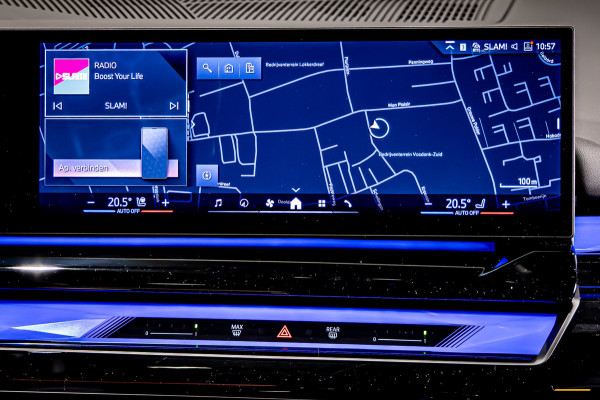 BMW 5 Serie Touring 550e xDrive|Full|B&W|Fiscaal aantrekkelijk