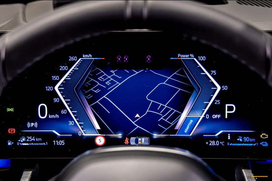 BMW 5 Serie Touring 550e xDrive|Full|B&W|Fiscaal aantrekkelijk