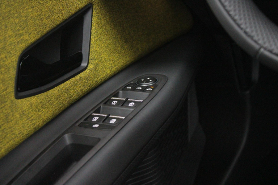 Renault 5 COMFORT RANGE ICONIC CINQ 150PK 52 kWh | PACK WINTER: ELEKTRISCH VERWARMBARE VOORSTOELEN/ELEKTRISCH VERWARMBAAR STUURWIEL/BESTUURDERSSTOEL MET ELEKTRISCH VERSTELBARE LENDESTEUN/IN HOOGTE VERSTELBARE PASSAGIERSSTOEL | PACK PREMIUM SOUND HARMAN KARDON: 9 SPEAKERS WAARVAN 1 SUBWOOFER/VERMOGEN 410 WATT/5 GELUIDSSFEREN: STUDIO/PODCAST/CONCERT/CLUB EN IMMERSION | PACK PARKING: FULL EASY PARK ASSIST MET PARKEERSENSOREN AAN VOOR EN ZIJKANT | PACK SAFETY & ADVANCED DRIVING ASSIST: INTELLIGENT ADAPTIVE CRUISE CONTROL,GEBRUIKT KAARTDATA OM SNELHEID AAN TE PASSEN/ACCUPANT SAFETY E