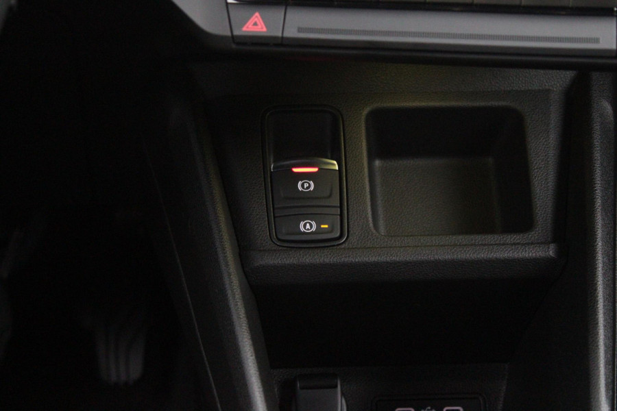 Renault 5 COMFORT RANGE ICONIC CINQ 150PK 52 kWh | PACK WINTER: ELEKTRISCH VERWARMBARE VOORSTOELEN/ELEKTRISCH VERWARMBAAR STUURWIEL/BESTUURDERSSTOEL MET ELEKTRISCH VERSTELBARE LENDESTEUN/IN HOOGTE VERSTELBARE PASSAGIERSSTOEL | PACK PREMIUM SOUND HARMAN KARDON: 9 SPEAKERS WAARVAN 1 SUBWOOFER/VERMOGEN 410 WATT/5 GELUIDSSFEREN: STUDIO/PODCAST/CONCERT/CLUB EN IMMERSION | PACK PARKING: FULL EASY PARK ASSIST MET PARKEERSENSOREN AAN VOOR EN ZIJKANT | PACK SAFETY & ADVANCED DRIVING ASSIST: INTELLIGENT ADAPTIVE CRUISE CONTROL,GEBRUIKT KAARTDATA OM SNELHEID AAN TE PASSEN/ACCUPANT SAFETY E
