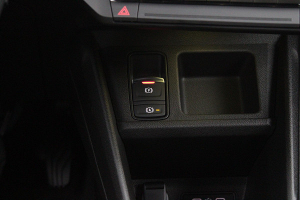 Renault 5 COMFORT RANGE ICONIC CINQ 150PK 52 kWh | PACK WINTER: ELEKTRISCH VERWARMBARE VOORSTOELEN/ELEKTRISCH VERWARMBAAR STUURWIEL/BESTUURDERSSTOEL MET ELEKTRISCH VERSTELBARE LENDESTEUN/IN HOOGTE VERSTELBARE PASSAGIERSSTOEL | PACK PREMIUM SOUND HARMAN KARDON: 9 SPEAKERS WAARVAN 1 SUBWOOFER/VERMOGEN 410 WATT/5 GELUIDSSFEREN: STUDIO/PODCAST/CONCERT/CLUB EN IMMERSION | PACK PARKING: FULL EASY PARK ASSIST MET PARKEERSENSOREN AAN VOOR EN ZIJKANT | PACK SAFETY & ADVANCED DRIVING ASSIST: INTELLIGENT ADAPTIVE CRUISE CONTROL,GEBRUIKT KAARTDATA OM SNELHEID AAN TE PASSEN/ACCUPANT SAFETY E