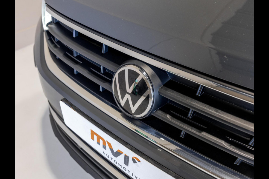 Volkswagen Tiguan 1.5 TSI Life Business / 150pk / Achteruitrij camera / Stoel en stuur verwarming /