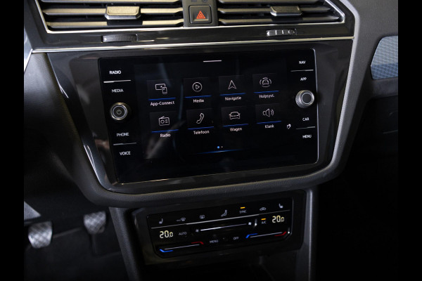 Volkswagen Tiguan 1.5 TSI Life Business / 150pk / Achteruitrij camera / Stoel en stuur verwarming /