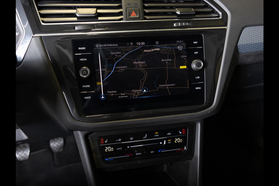 Volkswagen Tiguan 1.5 TSI Life Business / 150pk / Achteruitrij camera / Stoel en stuur verwarming /