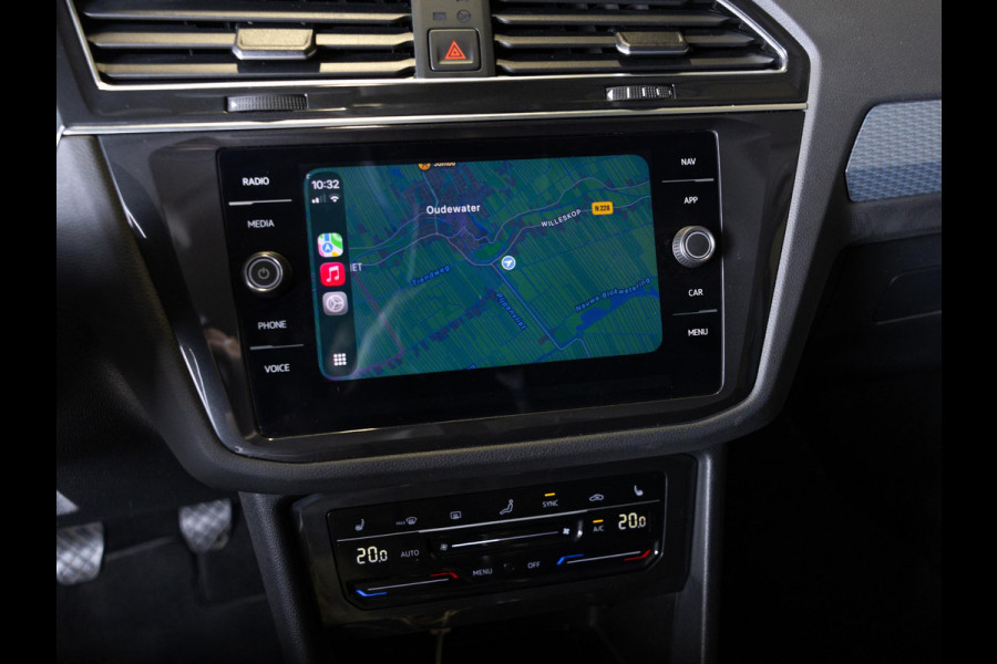 Volkswagen Tiguan 1.5 TSI Life Business / 150pk / Achteruitrij camera / Stoel en stuur verwarming /