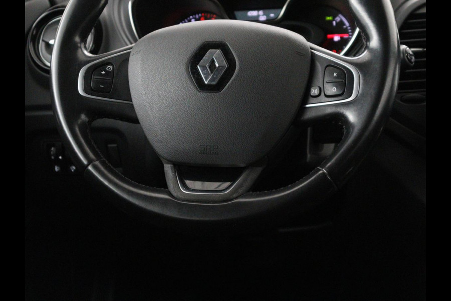 Renault Captur 1.3 TCe Intens | Stoelverwarming | Camera | Park assist | Cruise control | Carplay | Climate control | Dodehoek detectie | Navigatie | Full LED
