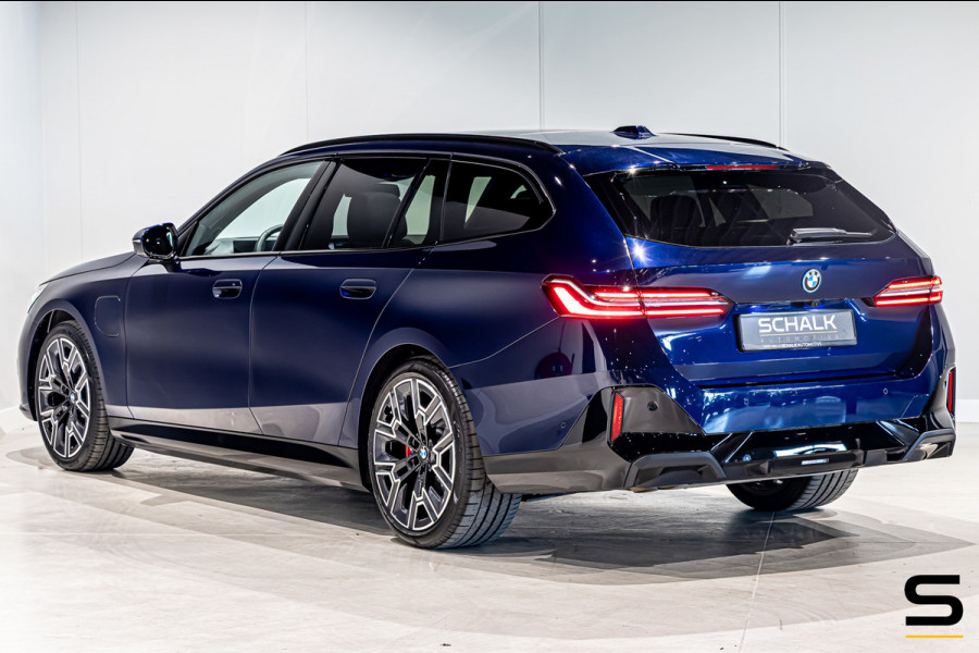 BMW 5 Serie Touring 530e|M-sport|Pano|Fiscaal aantrekkelijk