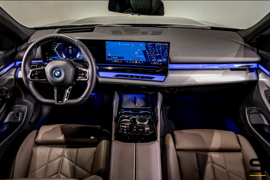 BMW 5 Serie Touring 530e|M-sport|Pano|Fiscaal aantrekkelijk