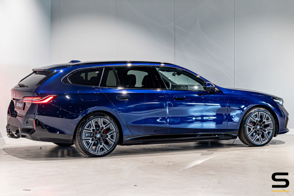 BMW 5 Serie Touring 530e|M-sport|Pano|Fiscaal aantrekkelijk