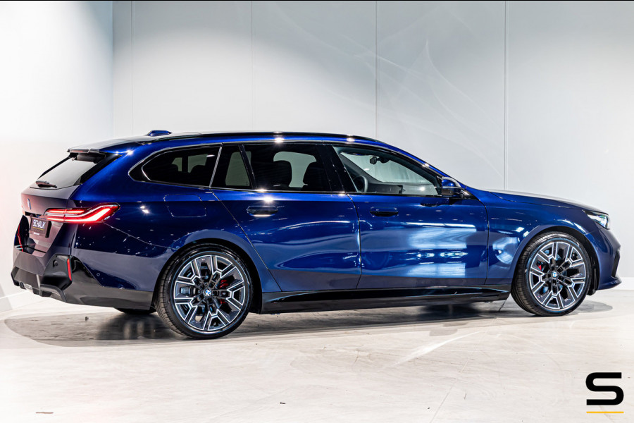 BMW 5 Serie Touring 530e|M-sport|Pano|Fiscaal aantrekkelijk