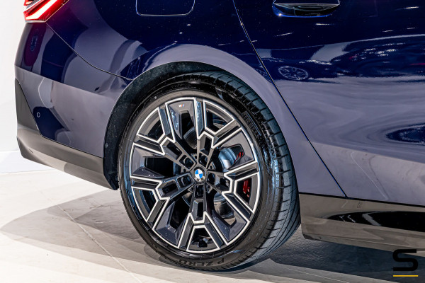 BMW 5 Serie Touring 530e|M-sport|Pano|Fiscaal aantrekkelijk