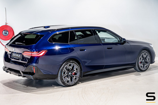 BMW 5 Serie Touring 530e|M-sport|Pano|Fiscaal aantrekkelijk