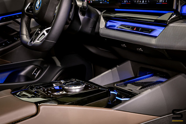 BMW 5 Serie Touring 530e|M-sport|Pano|Fiscaal aantrekkelijk