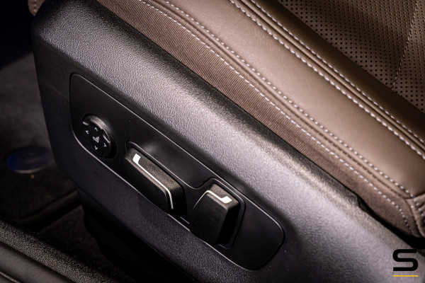 BMW 5 Serie Touring 530e|M-sport|Pano|Fiscaal aantrekkelijk