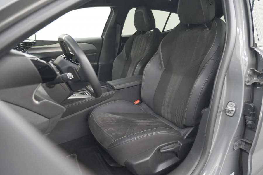 Peugeot 408 1.2 Hybrid 136 e-DCS6 GT | 360 Camera | Elektrische kofferklep | Dodehoekdetectie | Alcantara Stoelen
