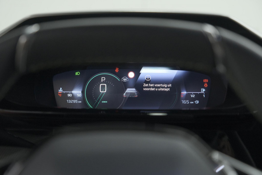 Peugeot 408 1.2 Hybrid 136 e-DCS6 GT | 360 Camera | Elektrische kofferklep | Dodehoekdetectie | Alcantara Stoelen