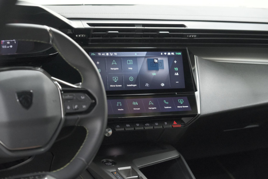 Peugeot 408 1.2 Hybrid 136 e-DCS6 GT | 360 Camera | Elektrische kofferklep | Dodehoekdetectie | Alcantara Stoelen