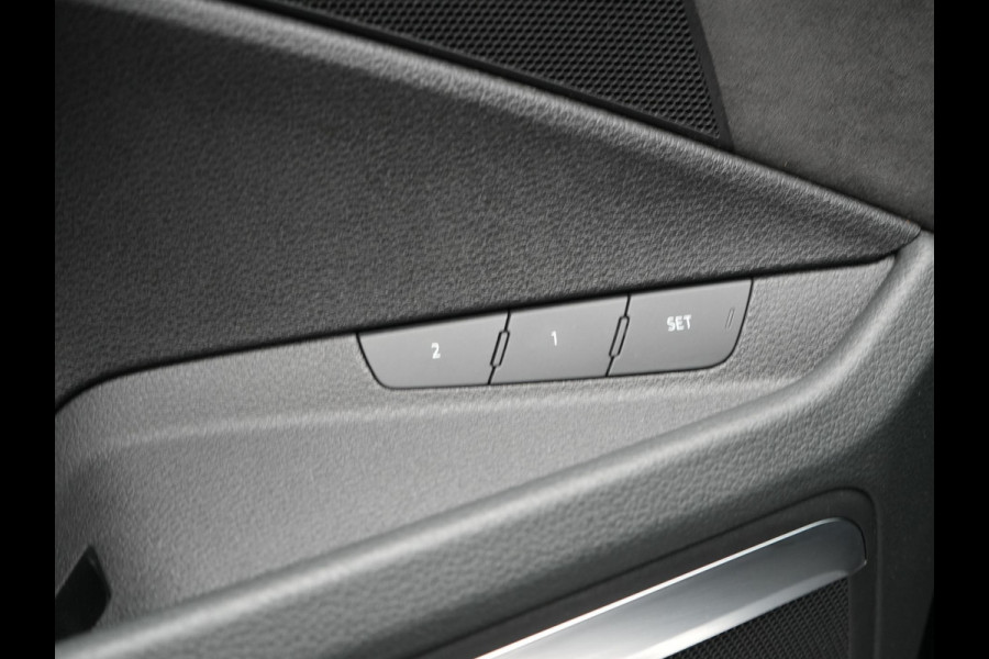 Audi e-tron 50 Quattro S Line 71 kWh 313pk Dealer O.H. | Panodak | Luchtvering | Head Up | Adaptive Cruise | Bang & Olufsen | Camera | Matrix LED | Alcantara Sportstoelen Memory & Verwarmd | Sfeerverlichting | Apple Carplay | Keyless | Blis |