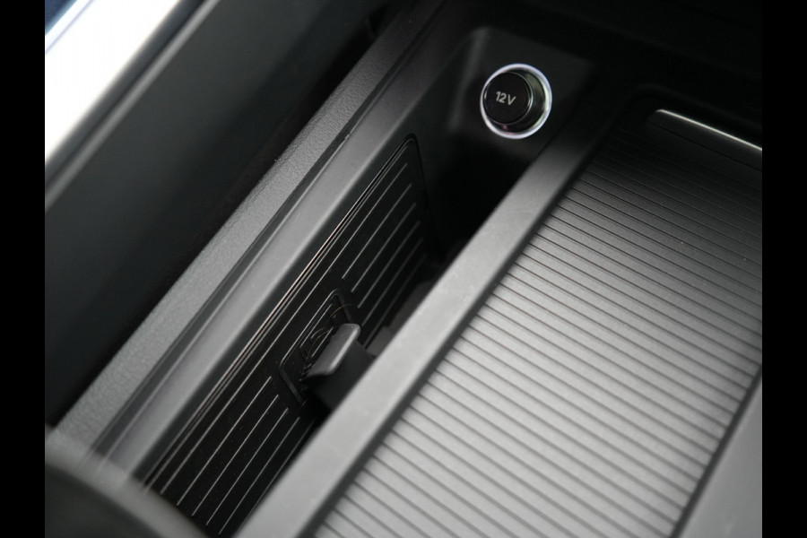 Audi e-tron 50 Quattro S Line 71 kWh 313pk Dealer O.H. | Panodak | Luchtvering | Head Up | Adaptive Cruise | Bang & Olufsen | Camera | Matrix LED | Alcantara Sportstoelen Memory & Verwarmd | Sfeerverlichting | Apple Carplay | Keyless | Blis |