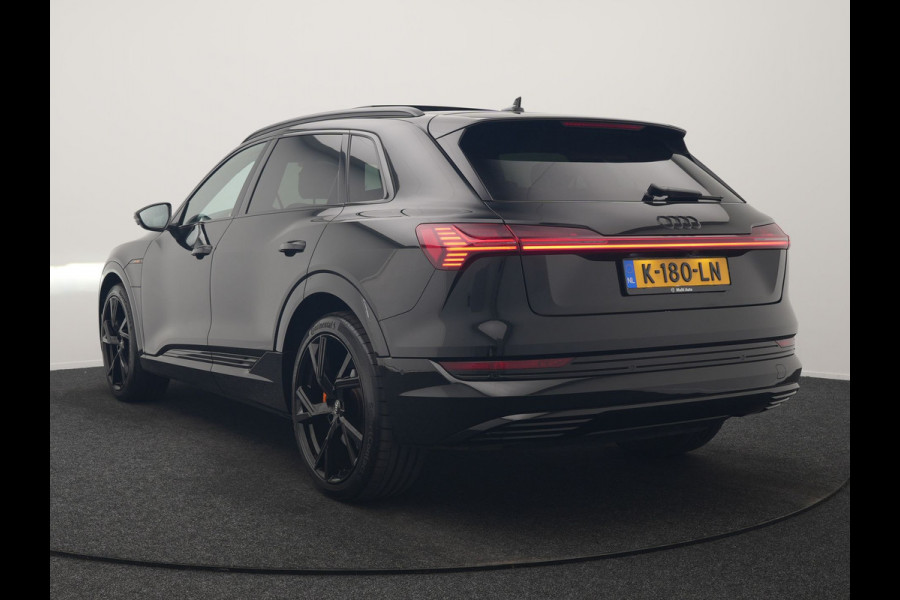 Audi e-tron 50 Quattro S Line 71 kWh 313pk Dealer O.H. | Panodak | Luchtvering | Head Up | Adaptive Cruise | Bang & Olufsen | Camera | Matrix LED | Alcantara Sportstoelen Memory & Verwarmd | Sfeerverlichting | Apple Carplay | Keyless | Blis |
