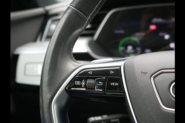 Audi e-tron 50 Quattro S Line 71 kWh 313pk Dealer O.H. | Panodak | Luchtvering | Head Up | Adaptive Cruise | Bang & Olufsen | Camera | Matrix LED | Alcantara Sportstoelen Memory & Verwarmd | Sfeerverlichting | Apple Carplay | Keyless | Blis |