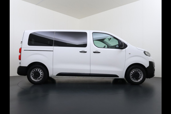 Peugeot e-Expert Automaat 50kWh Incl Btw SOH 92% 9-Persoons Navi* Apple Carplay Android Auto Airco Cruise Control Privacy Glas DAB Isofix Bluetooth Dealeronderhouden Origineel Nederlandse Auto