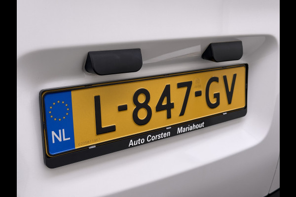 Peugeot e-Expert Automaat 50kWh Incl Btw SOH 92% 9-Persoons Navi* Apple Carplay Android Auto Airco Cruise Control Privacy Glas DAB Isofix Bluetooth Dealeronderhouden Origineel Nederlandse Auto