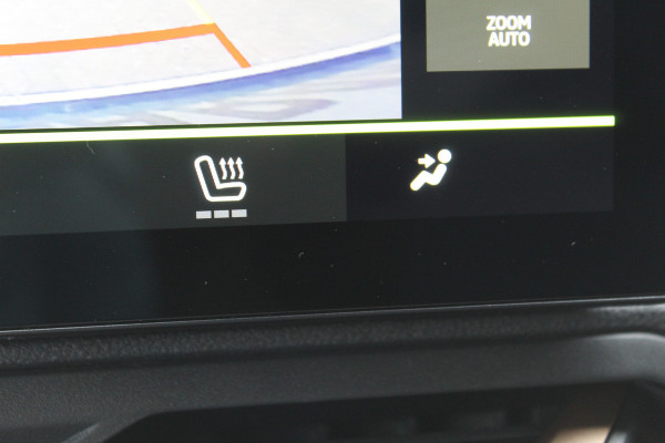 Dacia Duster 1.2-130pk TCe Mild-Hybrid Extreme. Stoere SUV ! Slechts 16.000km ! Autm. airco, LED verl., 360gr. camera, parkeersensoren v+a, stoelverw., cruise control, dodehoek ass., telefoonvoorb., navigatie by Apple carplay / Android auto etc.