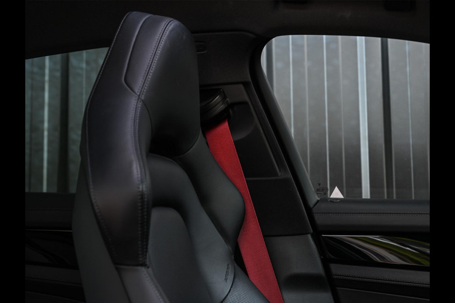 Porsche Panamera 2.9 4 E-Hybrid | NL Auto | Dealeronderhouden | Panoramadak | Bose | 18 Wegs Memory Seats | Stoelverwarming + Ventilatie | Camera | Luchtvering | Adaptive Cruise |