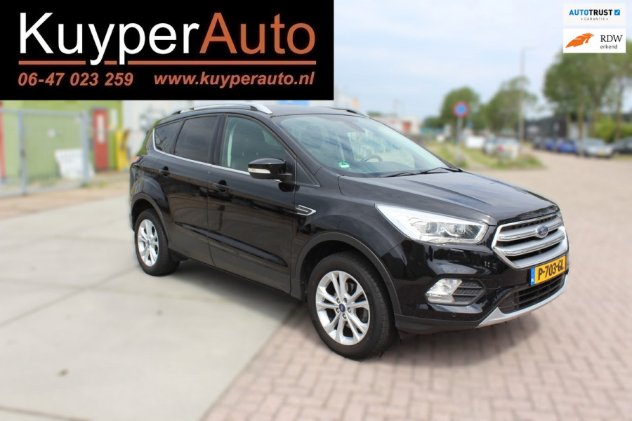 Ford Kuga 1.5 EcoBoost ST Line multimedia navi trekhaak keyless clima vol opties