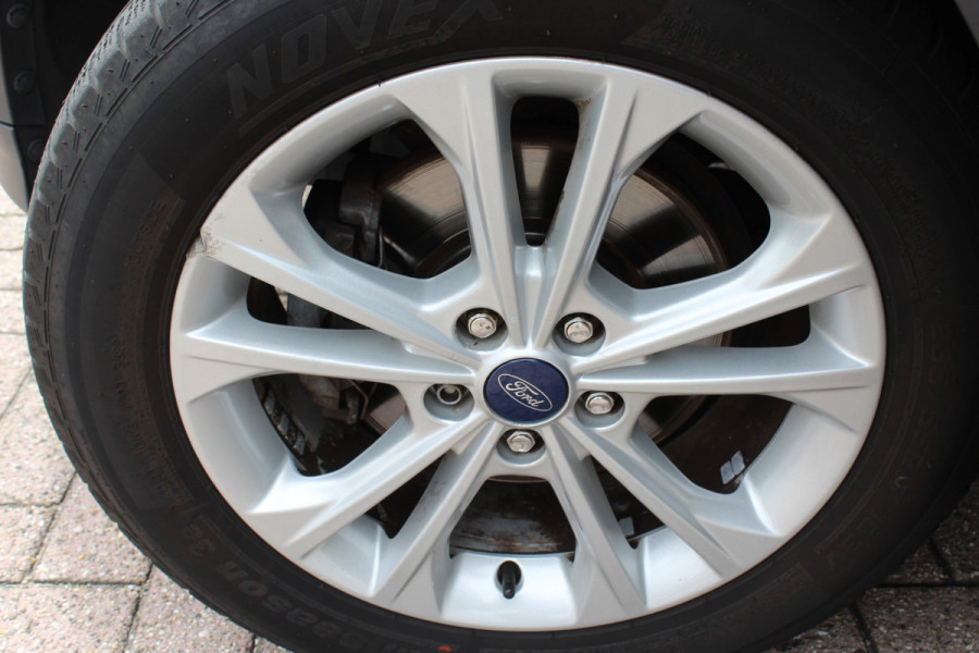 Ford Kuga 1.5 EcoBoost ST Line multimedia navi trekhaak keyless clima vol opties