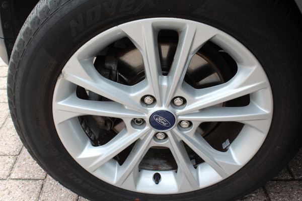 Ford Kuga 1.5 EcoBoost ST Line multimedia navi trekhaak keyless clima vol opties