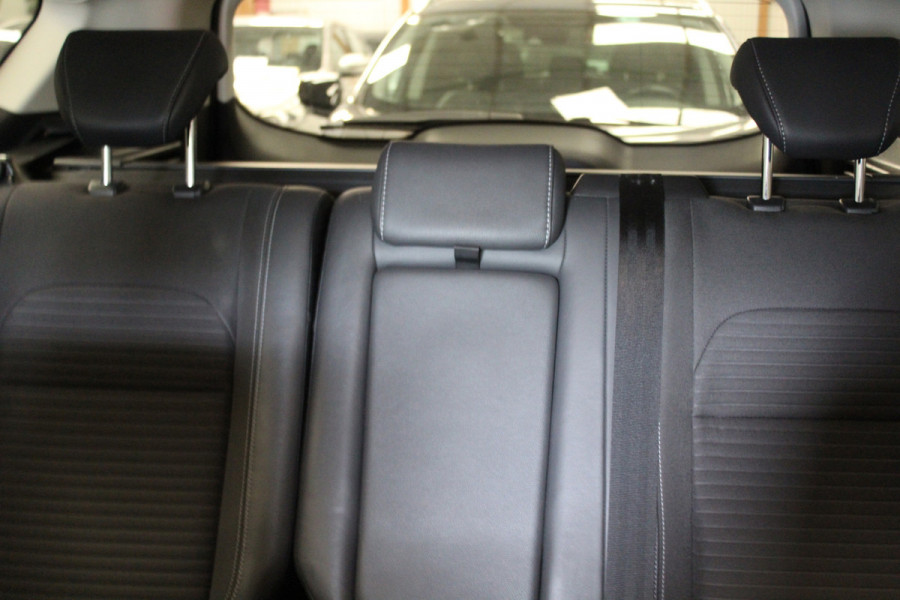 Ford Kuga 1.5 EcoBoost ST Line multimedia navi trekhaak keyless clima vol opties