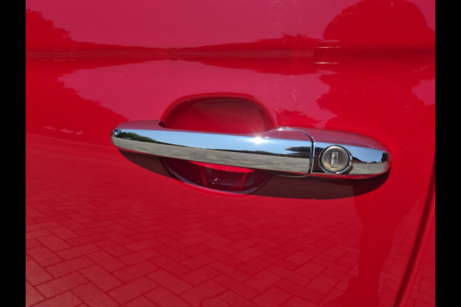 Fiat 500C RED Dolcevita 1.0 Hybrid Cabrio