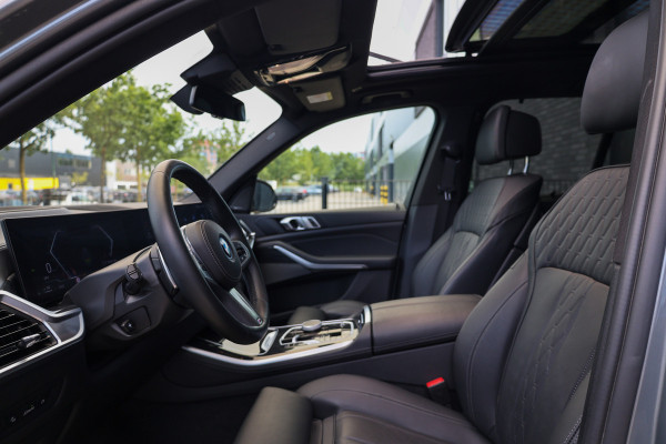 BMW X5 xDrive50e | BTW | SKYLOUNGE | 22 INCH | COMFORTSTOELEN | H/K | ACC | HUD |