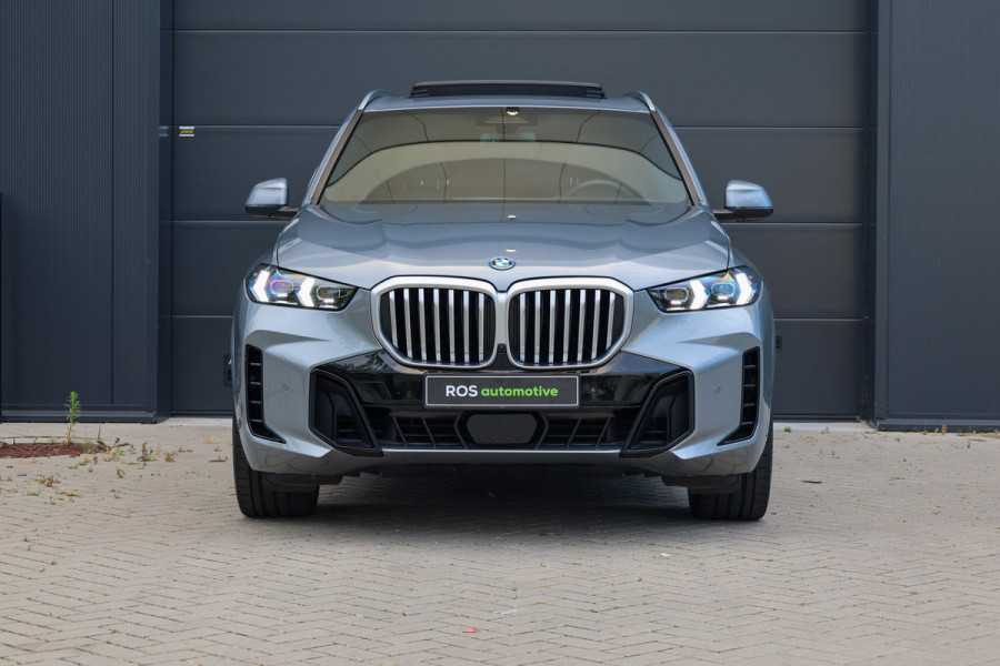 BMW X5 xDrive50e | BTW | SKYLOUNGE | 22 INCH | COMFORTSTOELEN | H/K | ACC | HUD |