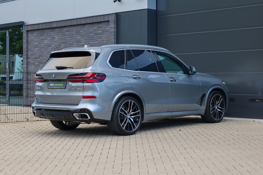 BMW X5 xDrive50e | BTW | SKYLOUNGE | 22 INCH | COMFORTSTOELEN | H/K | ACC | HUD |