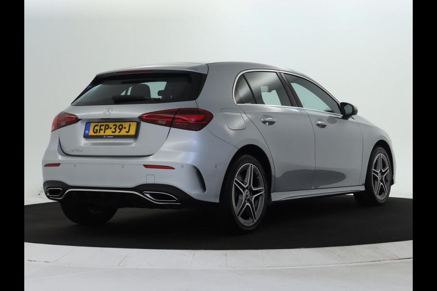 Mercedes-Benz A-Klasse 250 e Plug-In Hybride AMG Sportpakket | Sfeerverlichting | Keyless Go | Parkeerpakket met Camera | CarPlay | Inclusief 24 maanden Mercedes-Benz Certified garantie voor Europa. garage-sale
