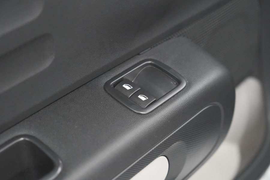 Citroën C3 PureTech 82 S&S Feel | Airco | Trekhaak | Bluetooth | Cruise Control