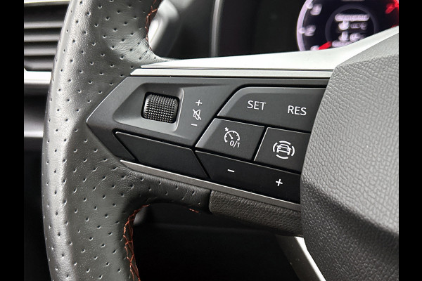 Seat Leon 1.5 TSI FR (Goed OndH, Panorama, Camera, Trekhaak, SfeerV, Elektrische stoelen, Etc)