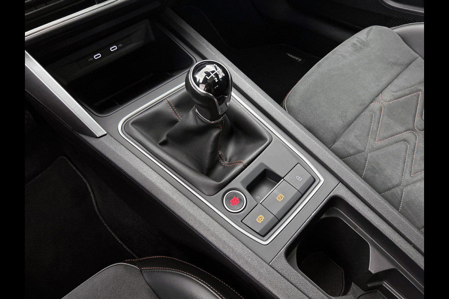 Seat Leon 1.5 TSI FR (Goed OndH, Panorama, Camera, Trekhaak, SfeerV, Elektrische stoelen, Etc)
