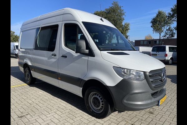 Mercedes-Benz Sprinter 317 1.9 CDI 170pk L2H2 DC 7 persoons / rijklaar € 37.950 ex btw / lease vanaf € 936 / climate control / trekhaak 3500 kg optie / achteruit rijcamera !