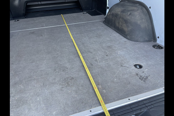 Mercedes-Benz Sprinter 317 1.9 CDI 170pk L2H2 DC 7 persoons / rijklaar € 37.950 ex btw / lease vanaf € 936 / climate control / trekhaak 3500 kg optie / achteruit rijcamera !