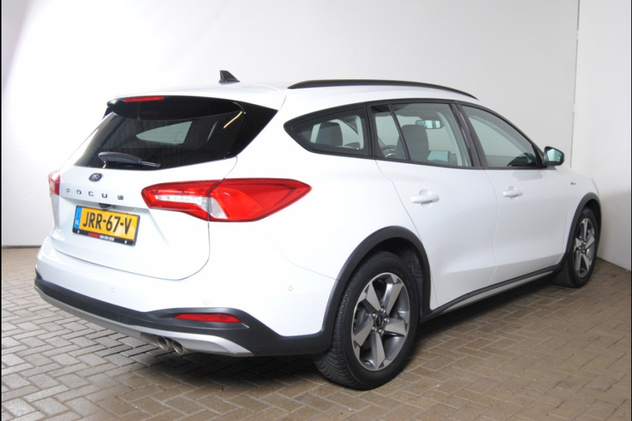 Ford FOCUS Wagon 1.0 EcoB. Tr Ed. bns