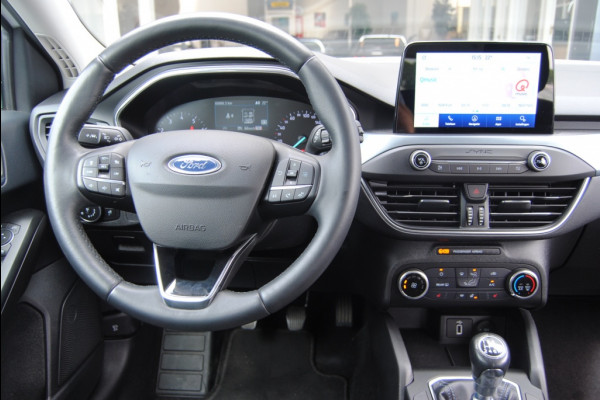 Ford FOCUS Wagon 1.0 EcoB. Tr Ed. bns