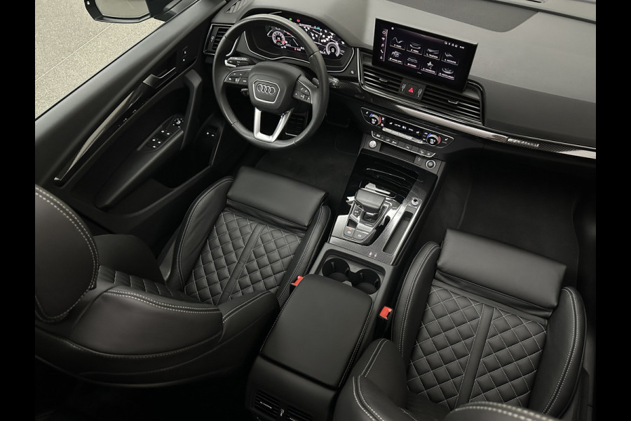 Audi Q5 50 TFSI e #RS-Leder | Panorama | ACC | Carbon | Virtual-Cockpit | 3-Zone Clima | Carplay | Zonwering | Getint Glas | Black-Optic | Lane-Assist | Stoelverwarming | District Green | Rijklaar incl. Bovag garantie |