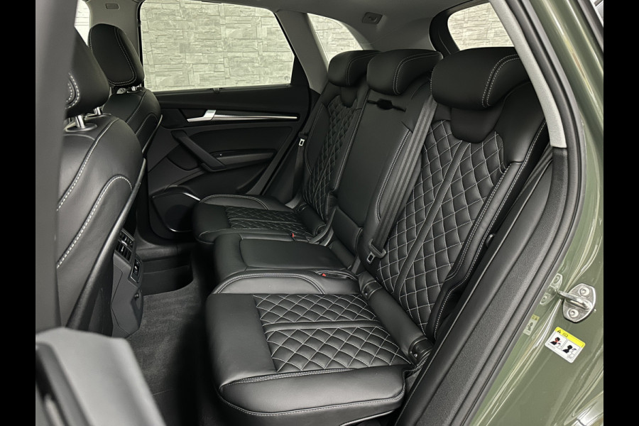 Audi Q5 50 TFSI e #RS-Leder | Panorama | ACC | Carbon | Virtual-Cockpit | 3-Zone Clima | Carplay | Zonwering | Getint Glas | Black-Optic | Lane-Assist | Stoelverwarming | District Green | Rijklaar incl. Bovag garantie |