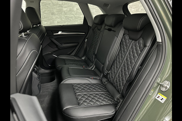 Audi Q5 50 TFSI e #RS-Leder | Panorama | ACC | Carbon | Virtual-Cockpit | 3-Zone Clima | Carplay | Zonwering | Getint Glas | Black-Optic | Lane-Assist | Stoelverwarming | District Green | Rijklaar incl. Bovag garantie |
