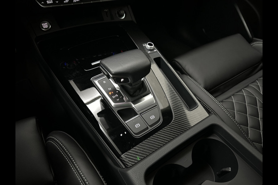 Audi Q5 50 TFSI e #RS-Leder | Panorama | ACC | Carbon | Virtual-Cockpit | 3-Zone Clima | Carplay | Zonwering | Getint Glas | Black-Optic | Lane-Assist | Stoelverwarming | District Green | Rijklaar incl. Bovag garantie |