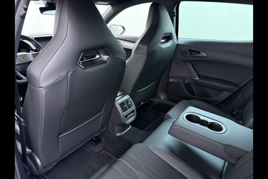 CUPRA Formentor 1.4 e-Hybrid VZ Copper Edition CUPRA KNOPPEN| ELEK. ACHTERKLEP | MEMORY STOEL|  ACHTERUITRIJCAMERA | ADAPT. CRUISE CONTROL | STOEL + STUURVERWARMING| RIJKLAARPRIJS INCL. 12 MND BOVAG GARANTIE